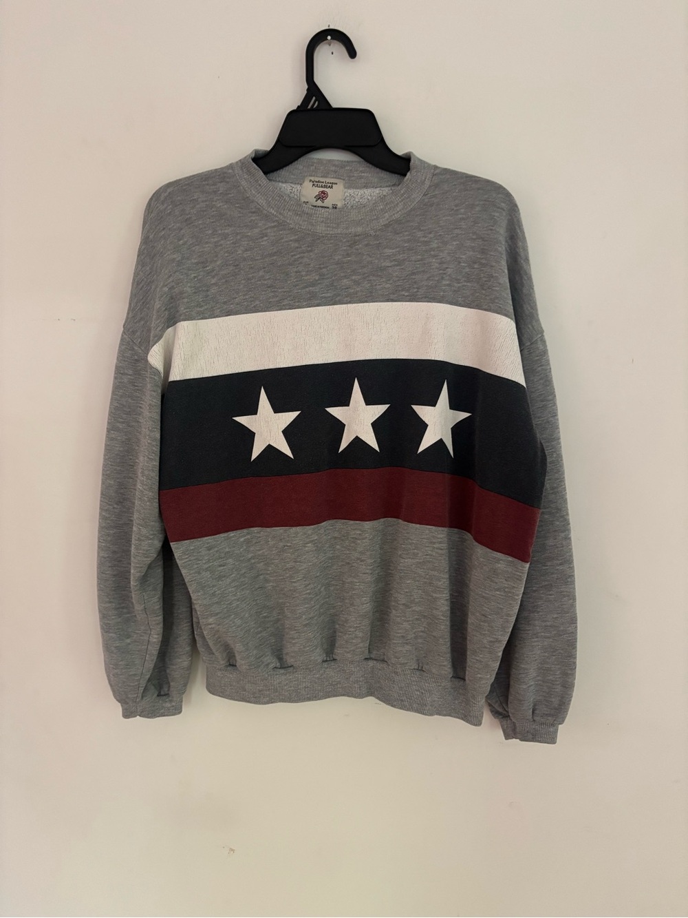 Pull & Bear Star Colorblock Crewneck Sweatshirt Size S